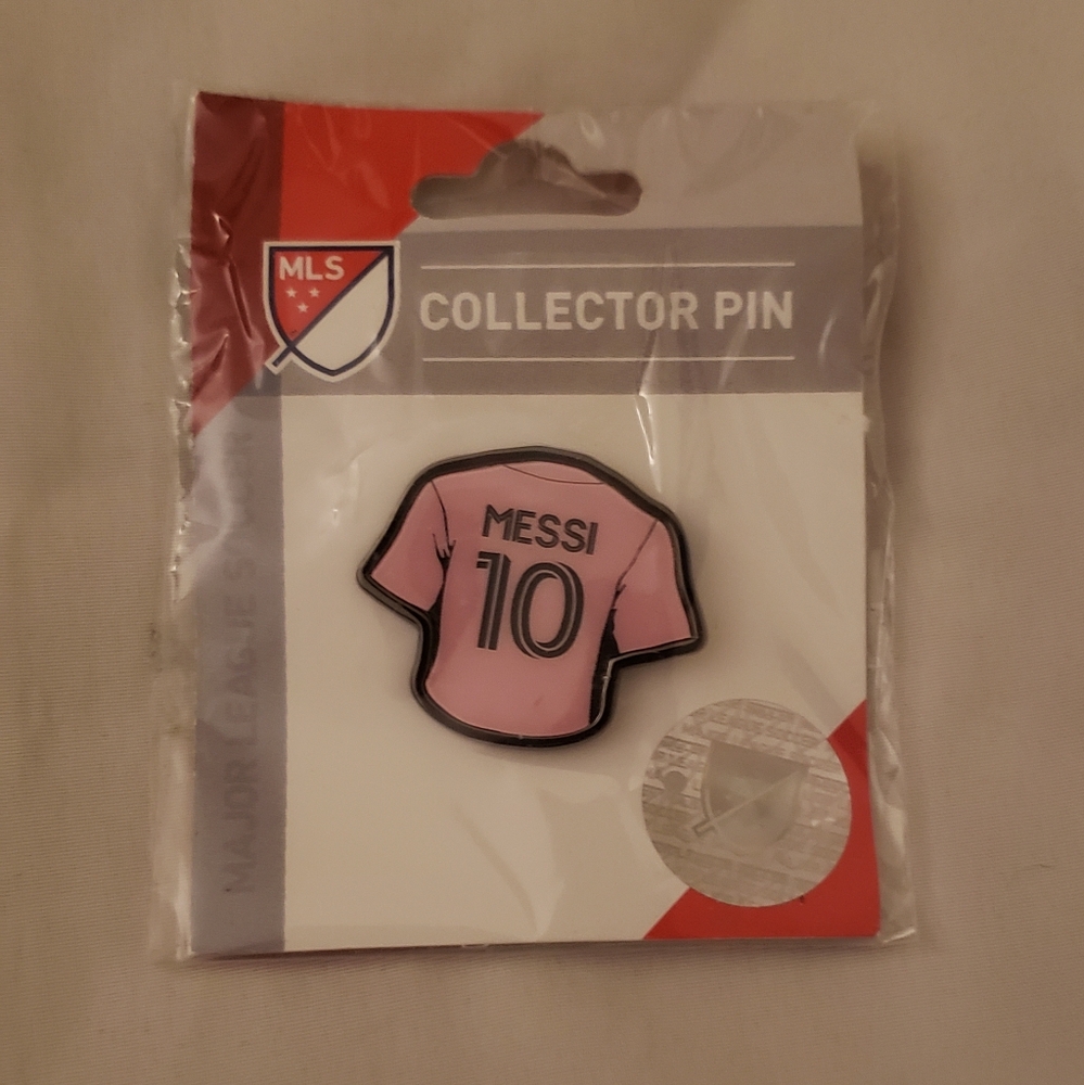 Wincraft MLS Collector Pin -Messi  Silver Shield